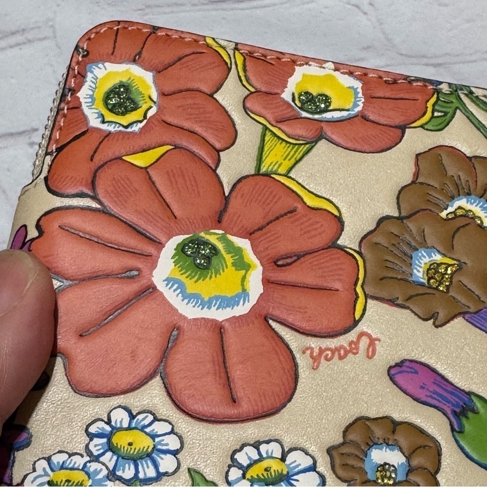 COACH Corner Zip Wristlet In Brown Signature Canvas With Wildflower Print nwt - Picture 9 of 14